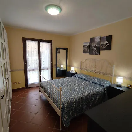 Apartment Porto San Paolo, Sole E Mare, In Centro. *
