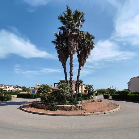 Porto San Paolo, Sole E Mare, In Centro. Apartment